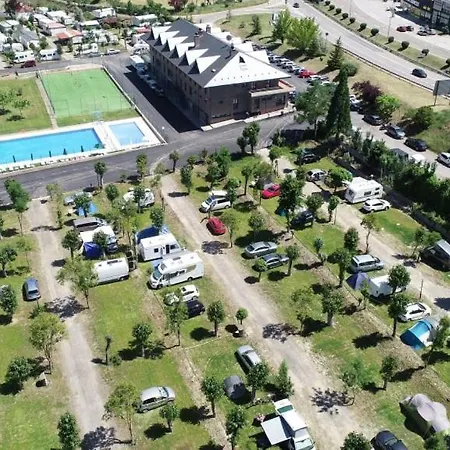 Sabiñanigo Camp&hotel