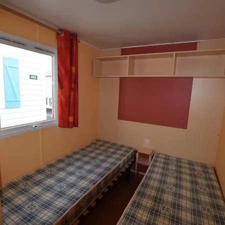Hotel Holacamp 2*
