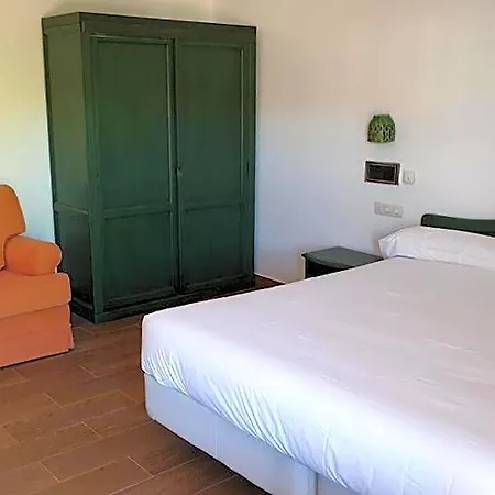 Holacamp فندق Sabiñánigo