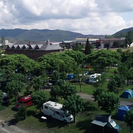 Holacamp Hotel