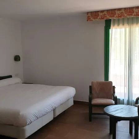 Sabiñanigo Camp&hotel 2* Sabiñánigo