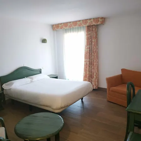 Sabiñanigo Camp&hotel