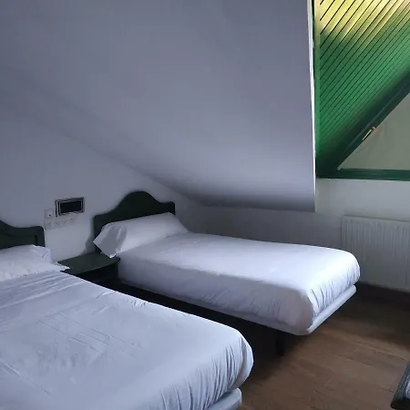 Sabiñanigo Camp&hotel 2*