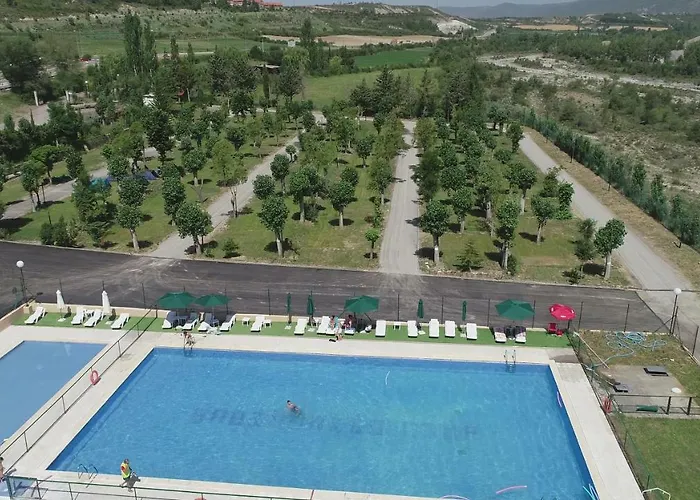 Hotel Camp & Sabiñánigo